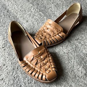 Nisolo huarache size 7.5 in almond. Great used condition!
